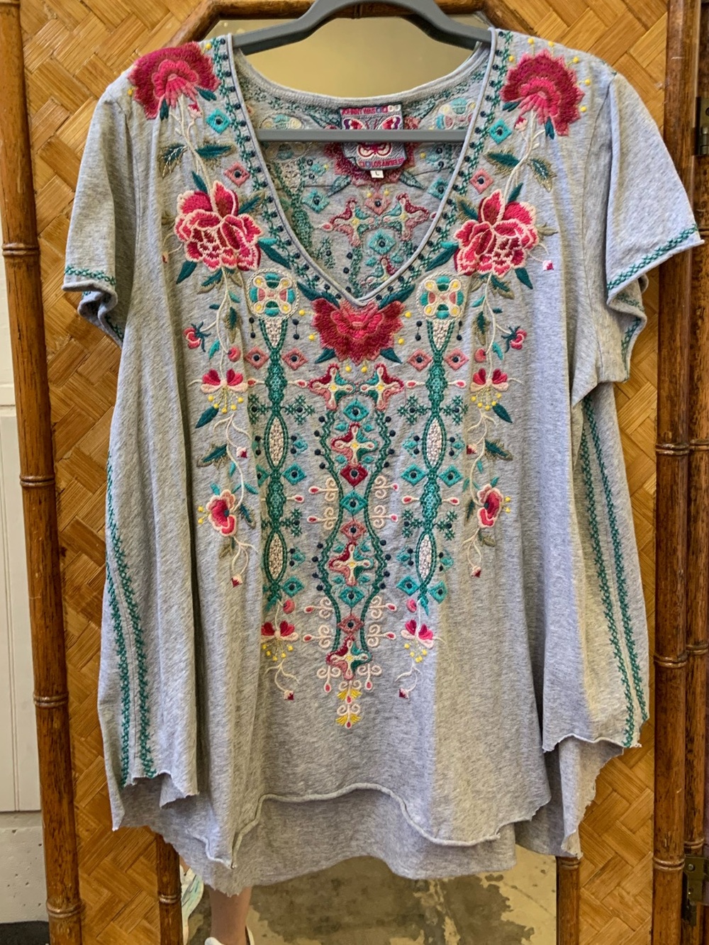 Johnny Was Gray Embroidered V-Neck Tunic with Pink Floral Accents